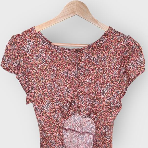 Lulus Cutout Midi Dress Small Burgundy Ditsy Floral Cap Sleeve Cottagecore - Picture 9 of 12